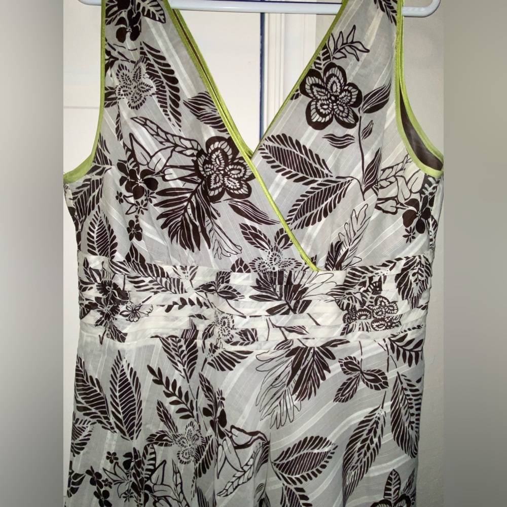 Cato Dress.  Size 18